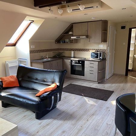 Garden Apartman House Apartment Beci Exterior foto