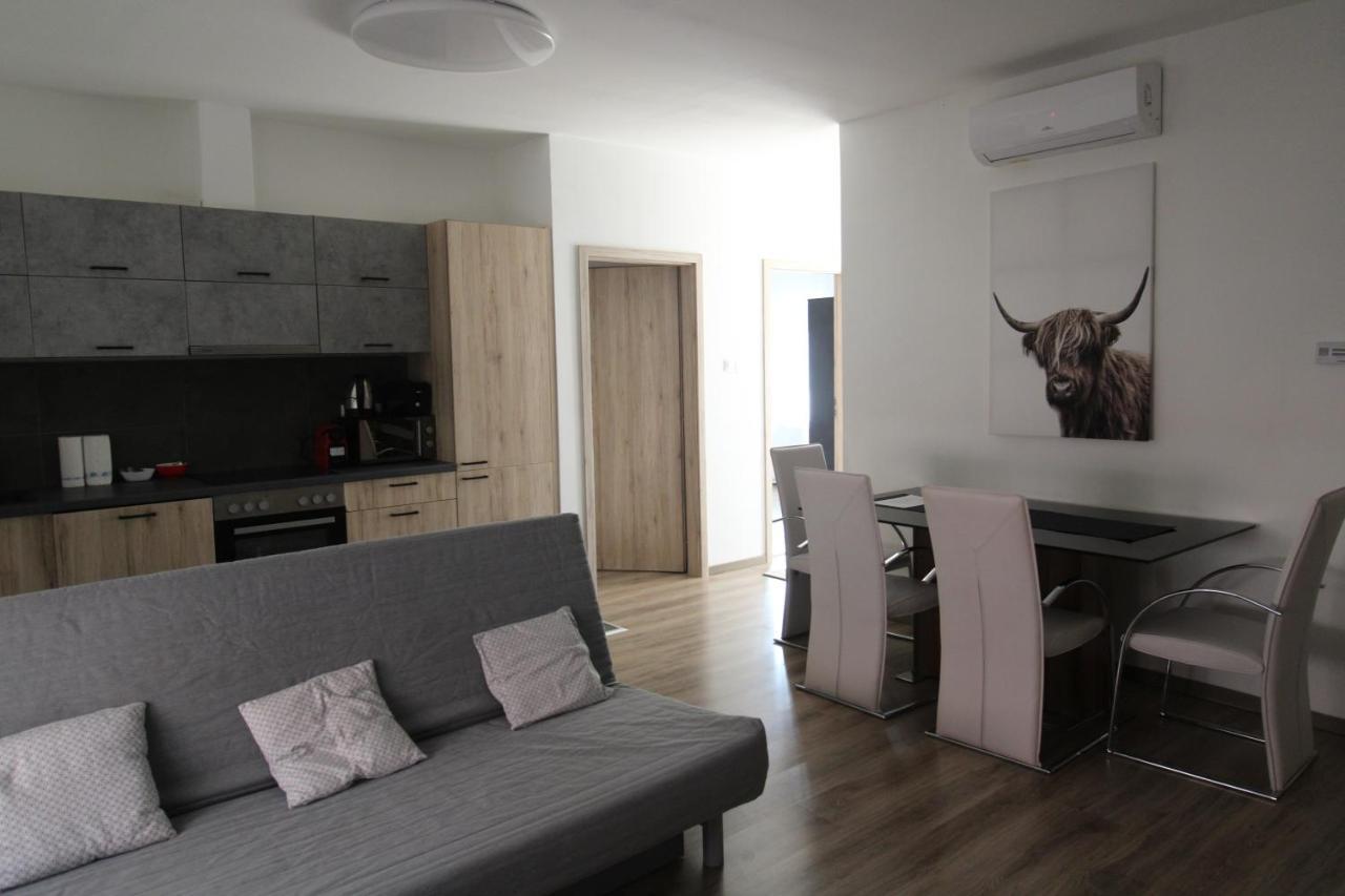 Garden Apartman House Apartment Beci Exterior foto
